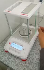 BALANZA-ANALITICA-OHAUS-PIONEER-PERU
